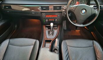 2011 BMW 323i Exclusive Auto full
