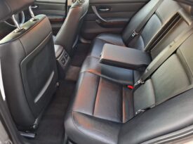 2011 BMW 323i Exclusive Auto