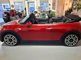 2016 MINI Convertible Cooper Auto