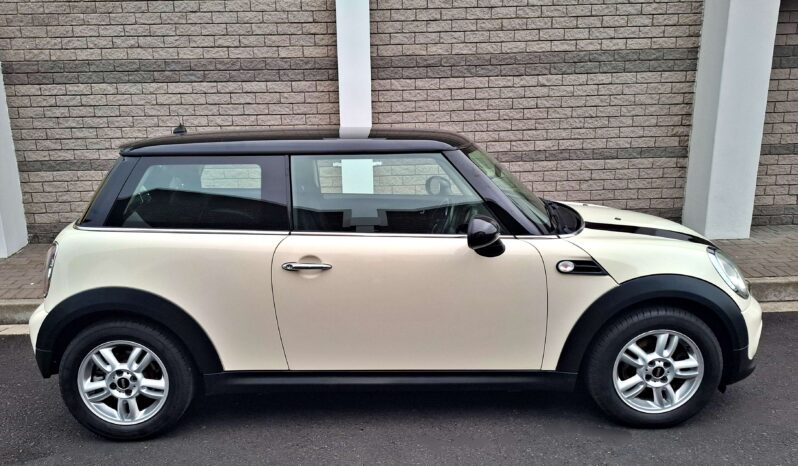 SOLD 2013 MINI COOPER ONE 1.6 full