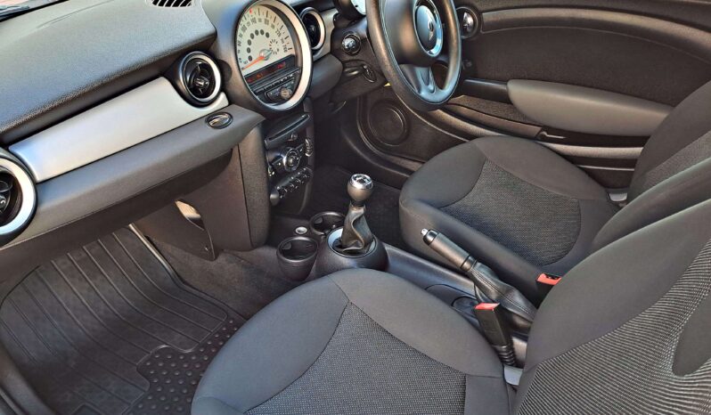 SOLD 2013 MINI COOPER ONE 1.6 full